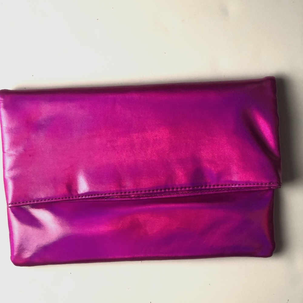 metallic pink foldover clutch Forever 21